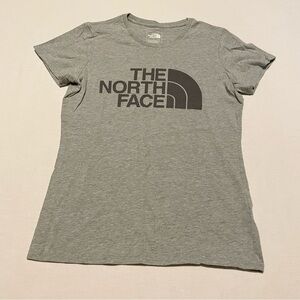 North Face Women’s Standard Fit Tshirt Size Small Shirt